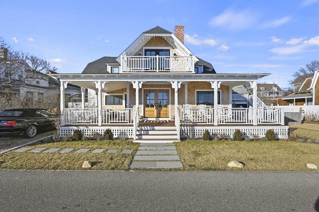 9 Tuckernuck Ave — photo