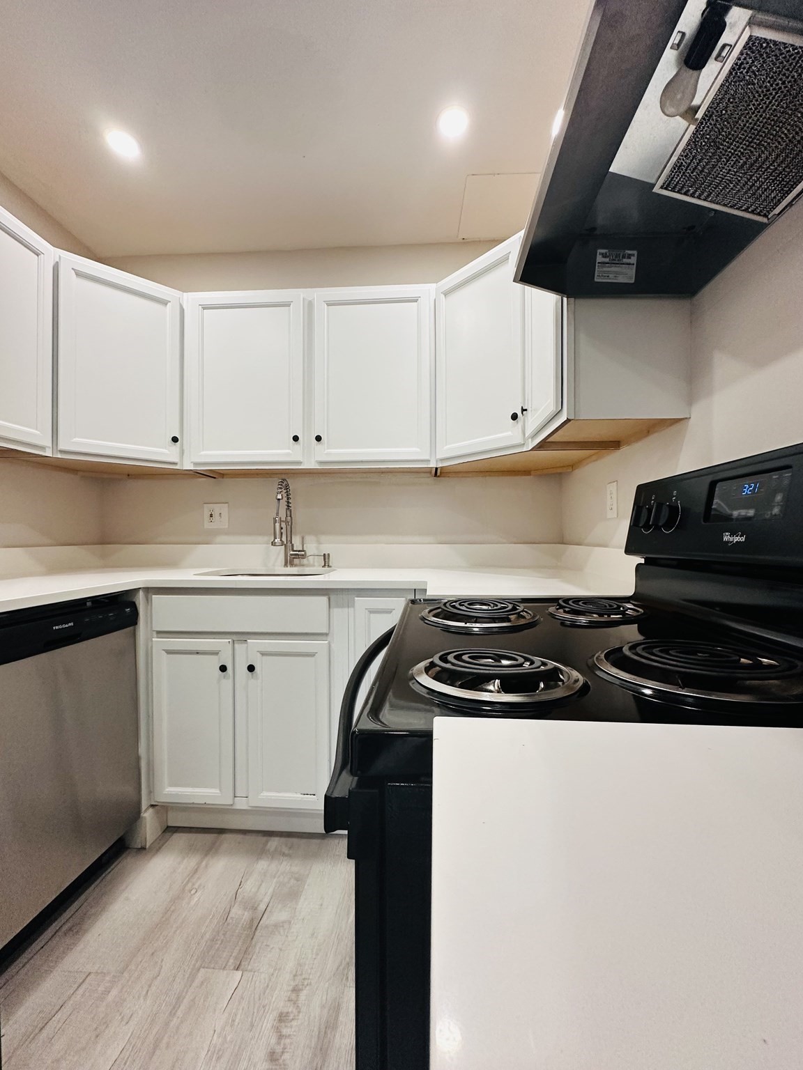 13 Ruggles #3, Boston, MA 02119