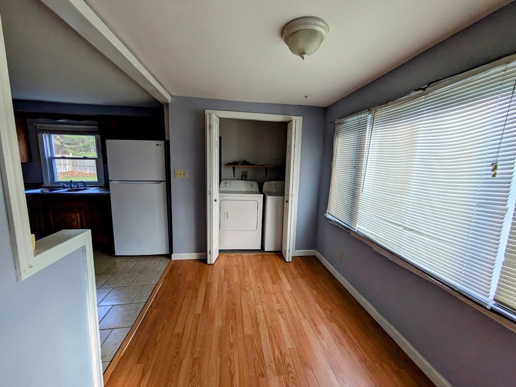71 Lancashire Road, Springfield MA 01104 — photo 2
