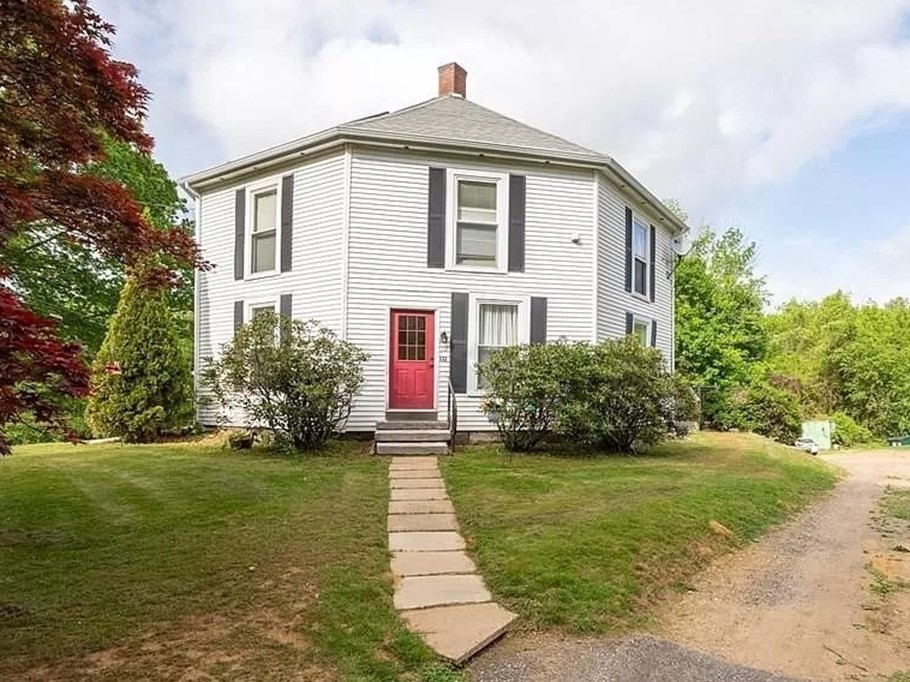 10 Rufus Putnam Road, North Brookfield, MA 01535