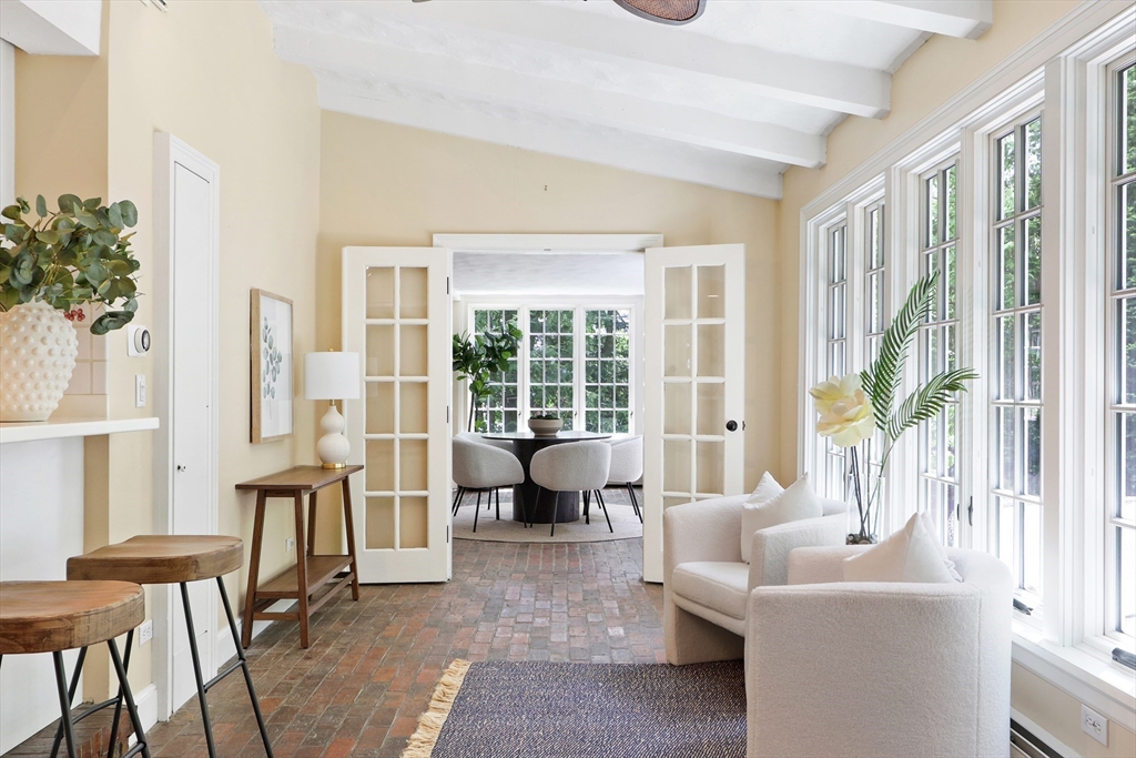 42 Edmunds Road, Wellesley, MA 02481 — photo 3