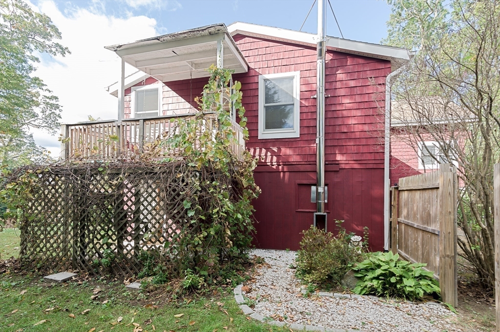 19 Black Point Road, Webster, MA 01570 — photo 2