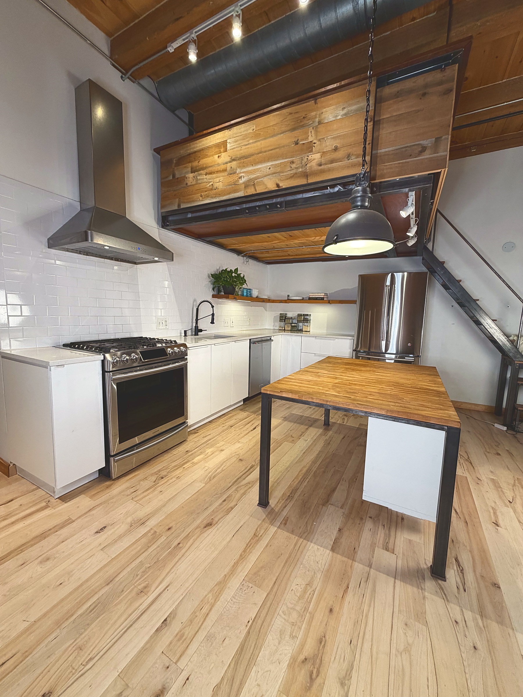 21 Wormwood St #218 — photo