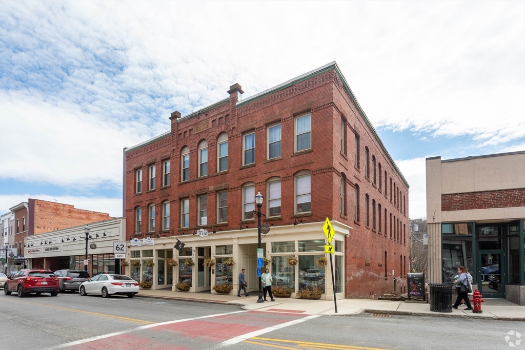 39-45 Main St — photo