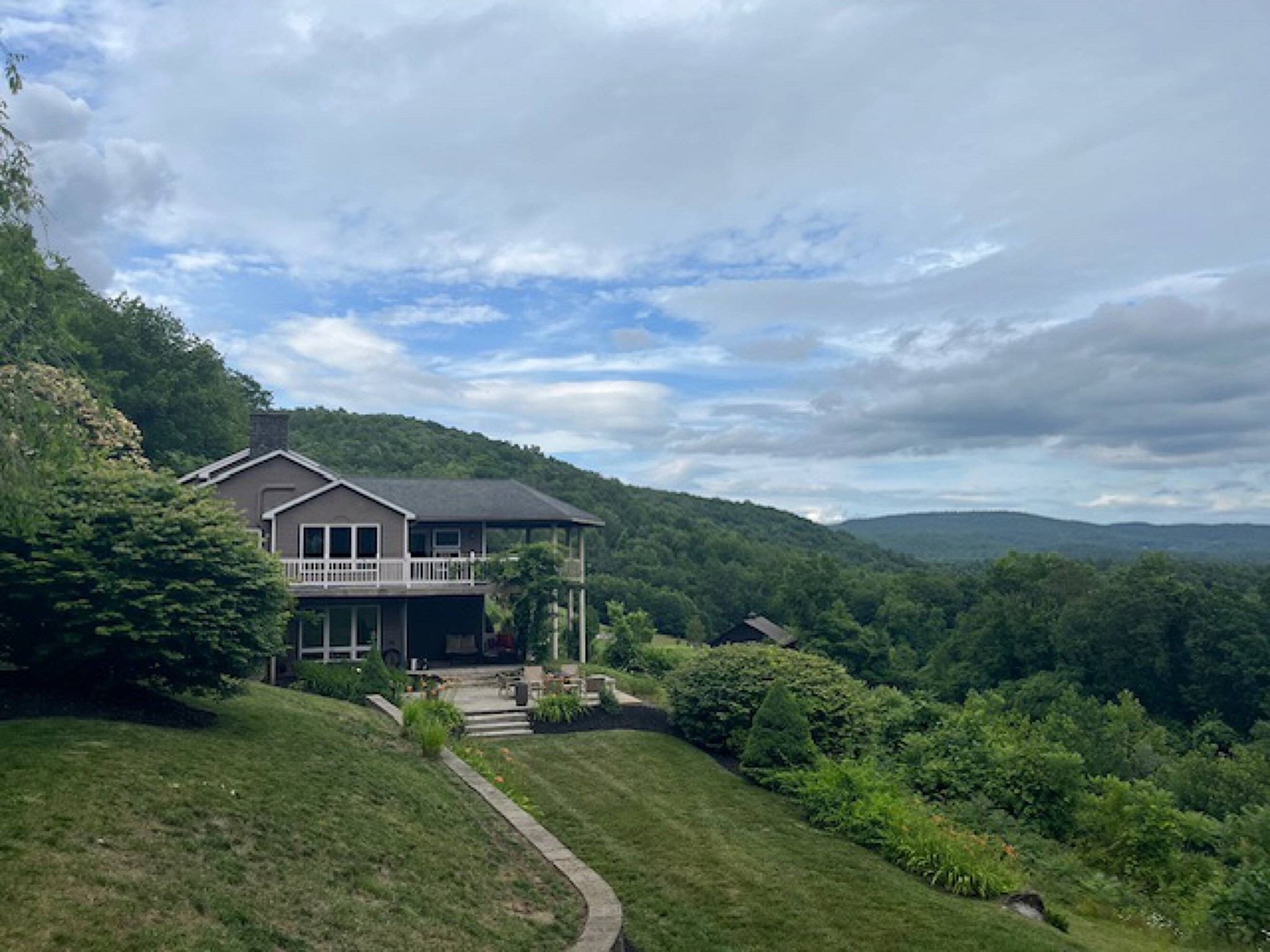 151 Smead Hill Rd — photo