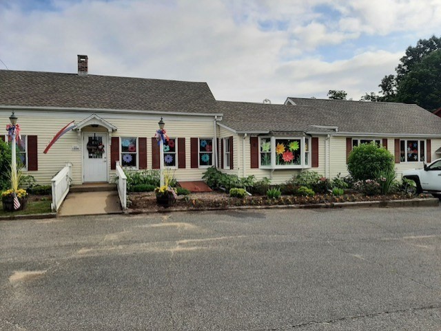 636 College Hwy — photo
