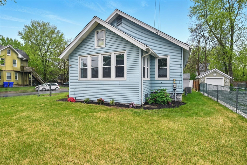 26 Dwight Road, Springfield, MA 01108 — photo 2