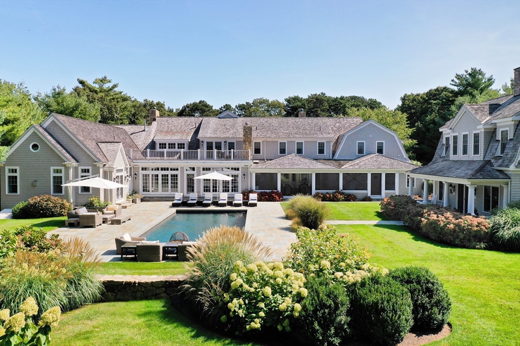 440 Grand Island Dr — photo
