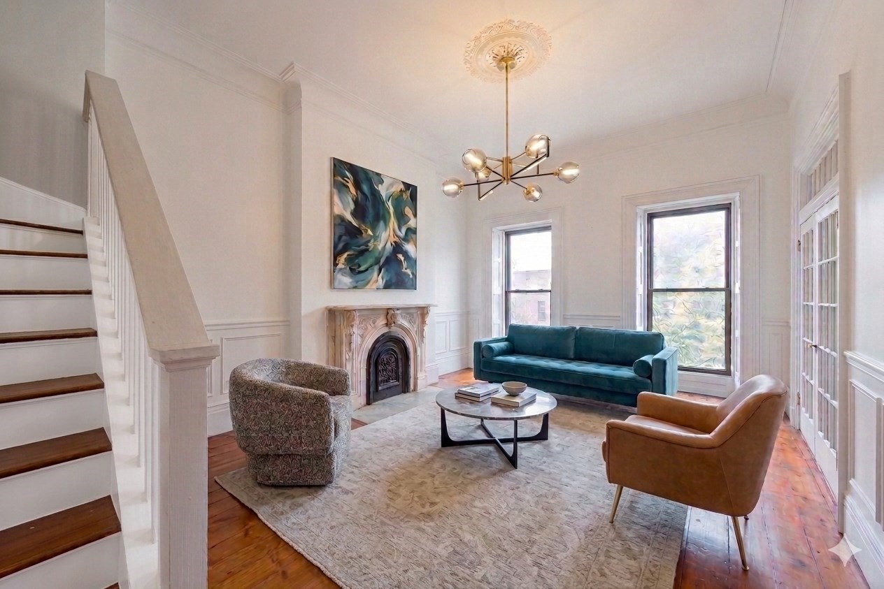 1666 Washington St #2 — photo