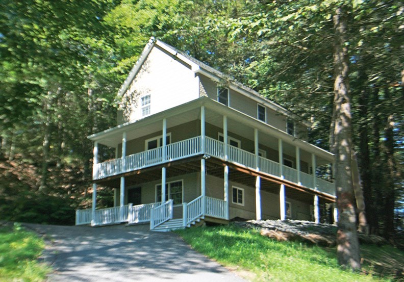 36 Torrey — photo