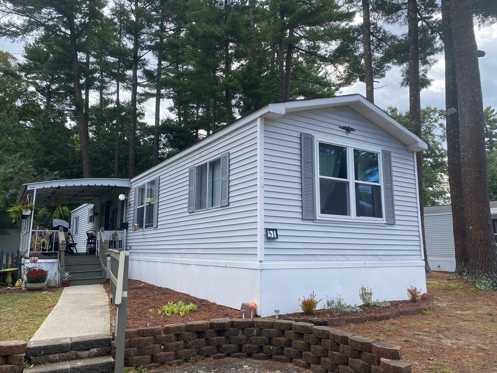 51 Crest Dr — photo