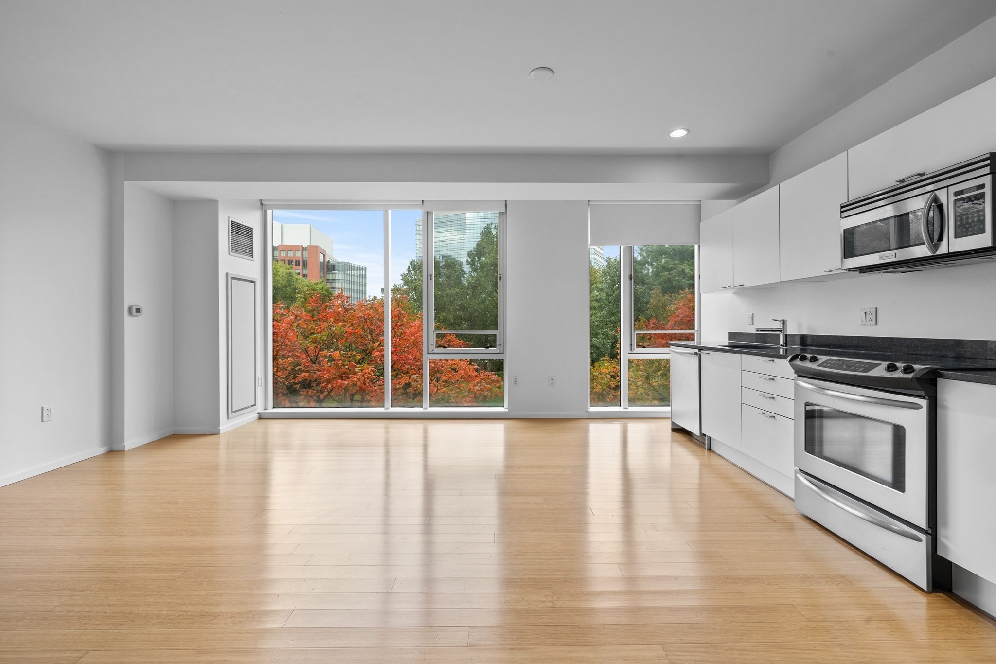 2 Earhart St #321 — photo