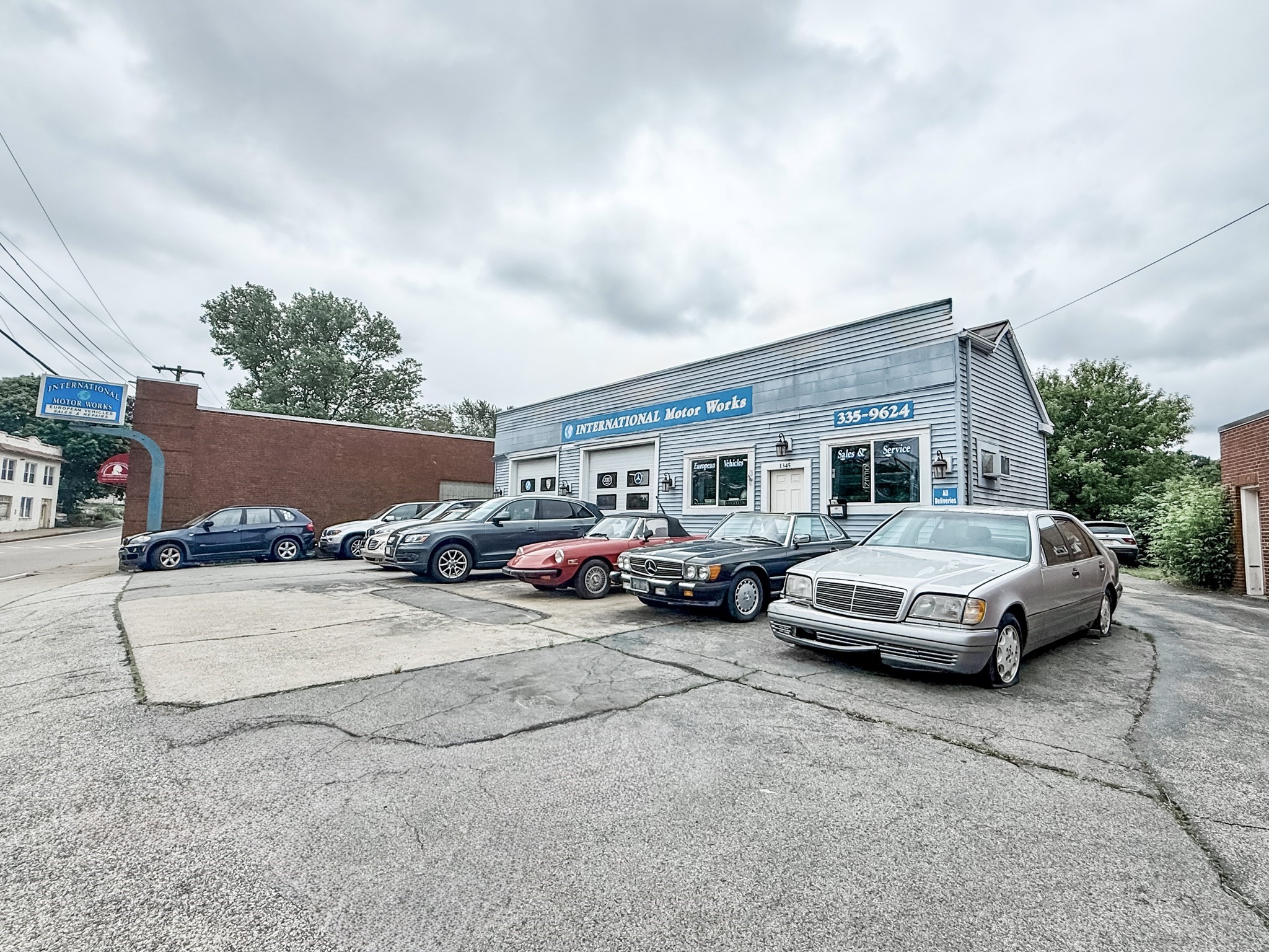 1345 Commercial St — photo
