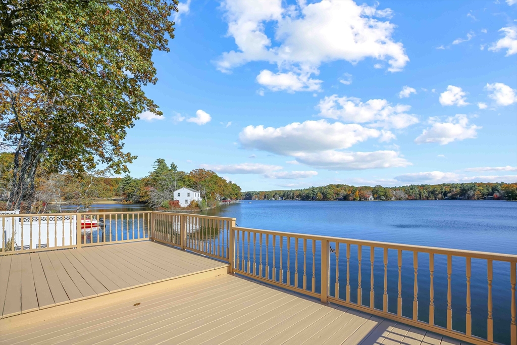 26 Cedar Lake Dr — photo