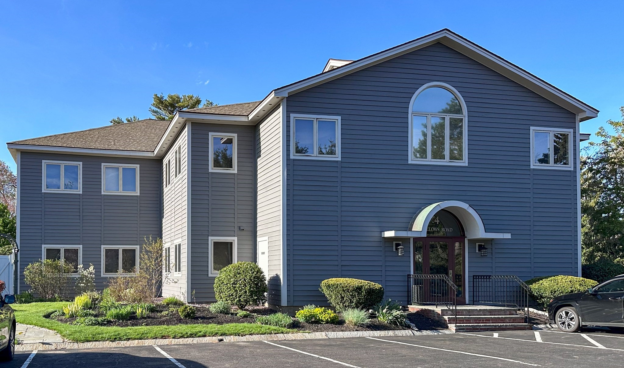 4 Bellows Rd # J — photo