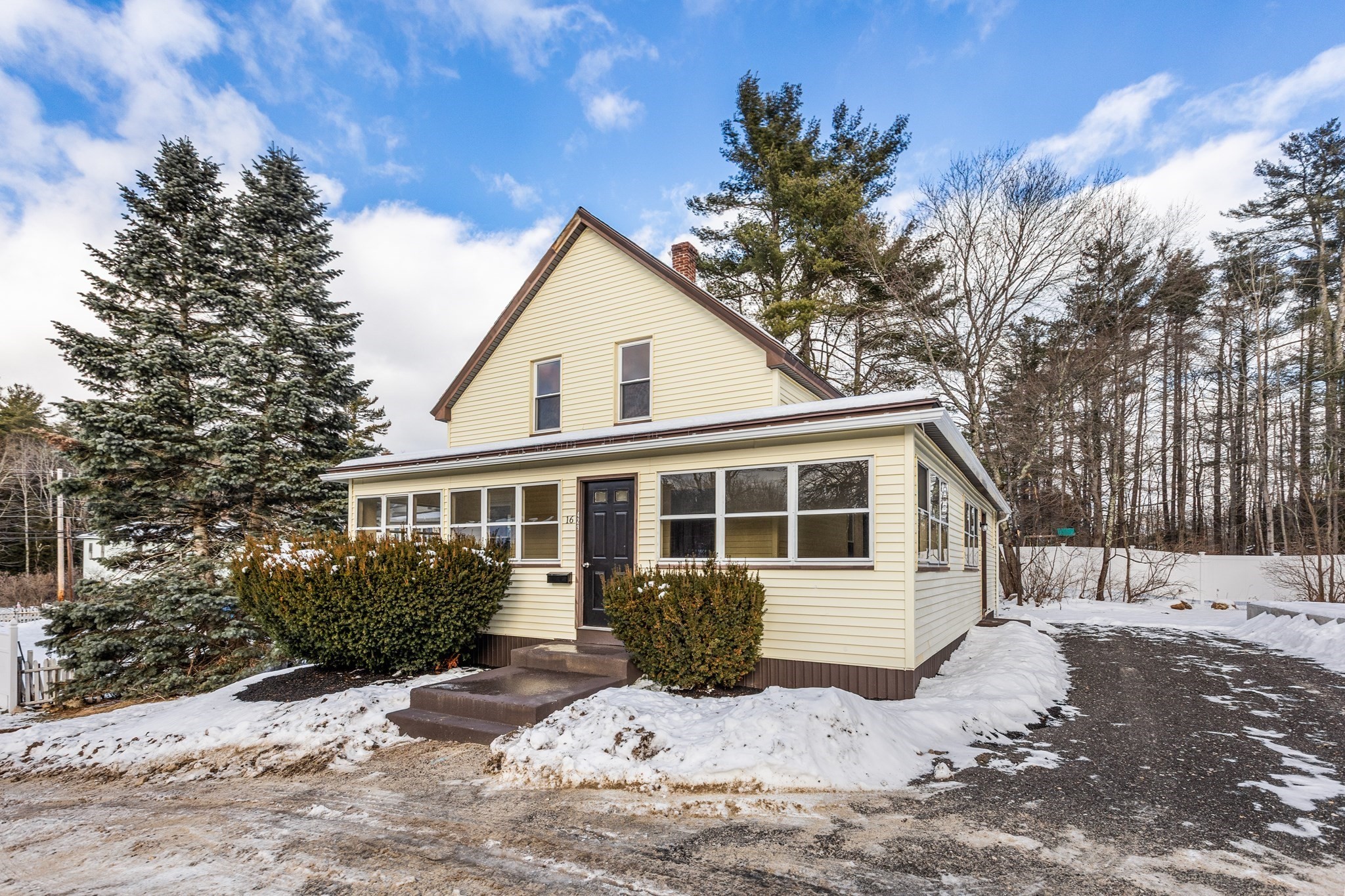 16 Maple Place B — photo