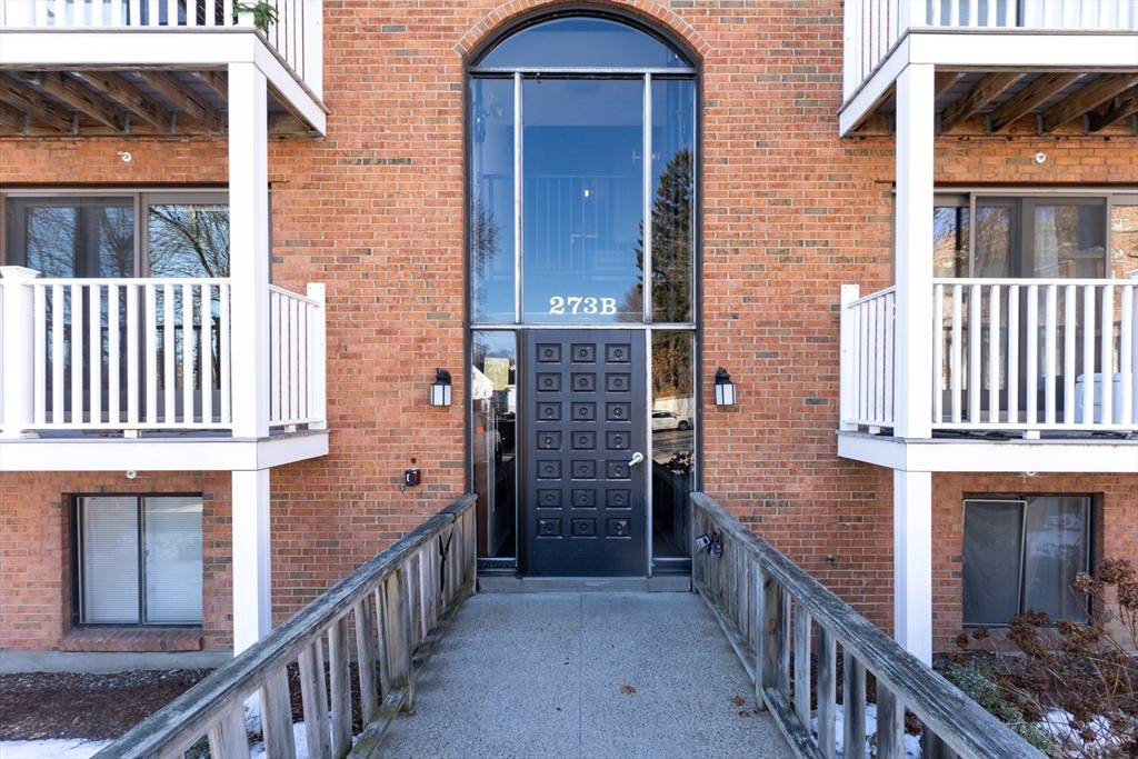 273 West Main St #B12 — photo