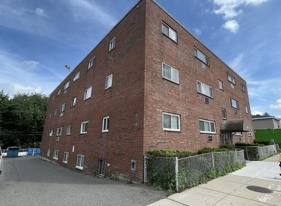 624 Hyde Park Ave # C3 — photo