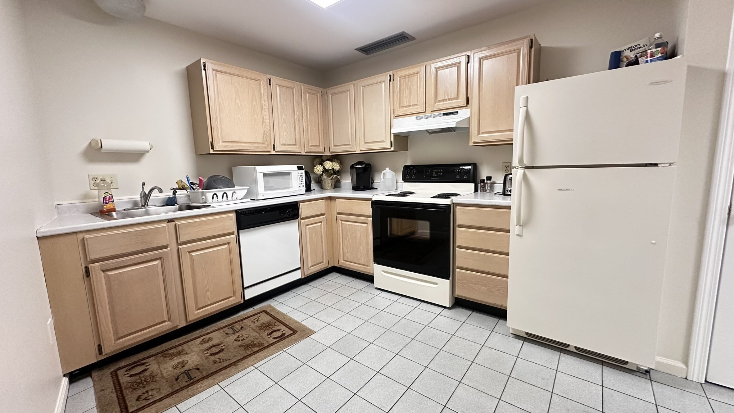 10 Gatehouse Road #322, Amherst, MA 01002 — photo 3