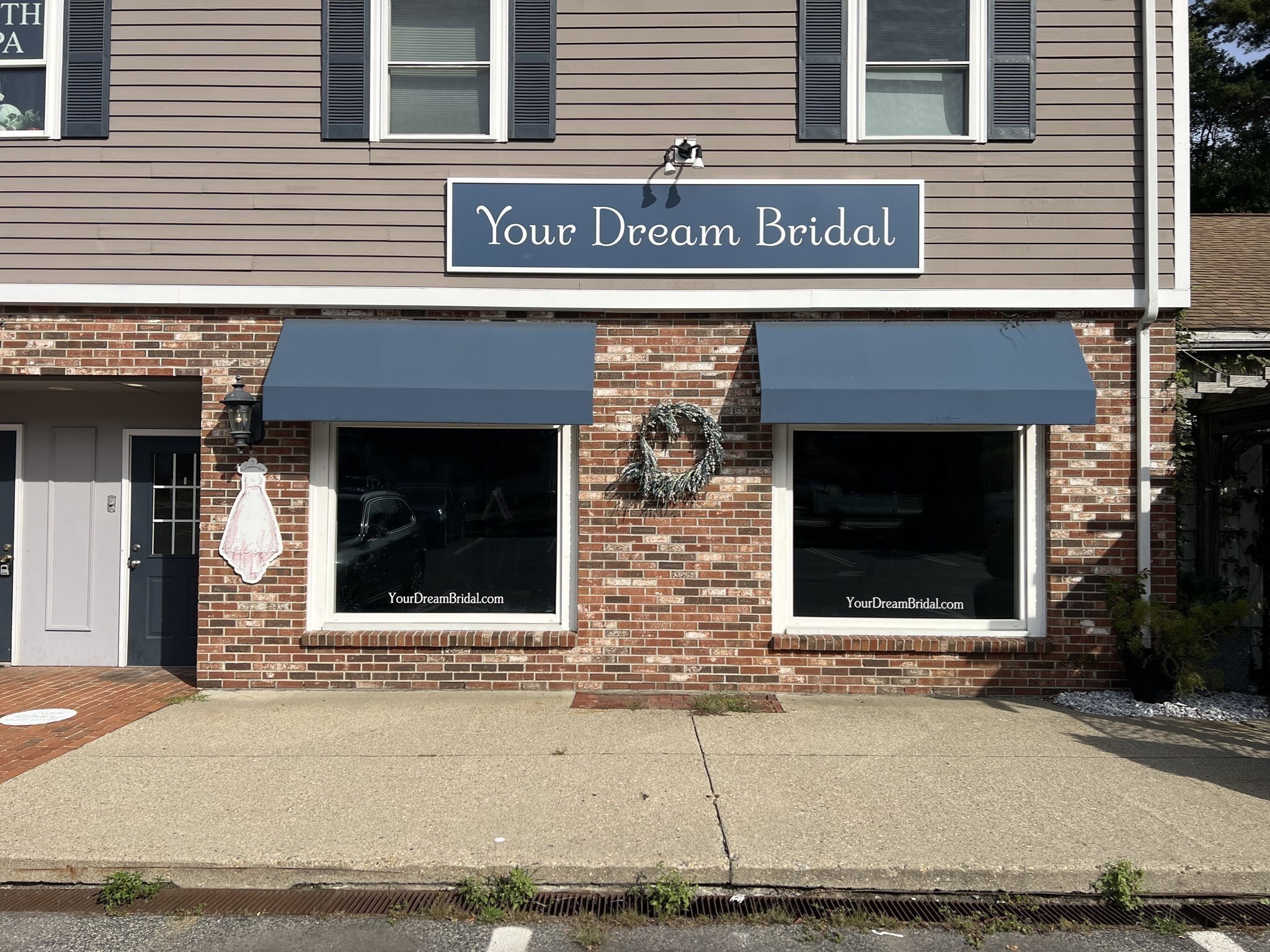 730 Boston Post Road — photo