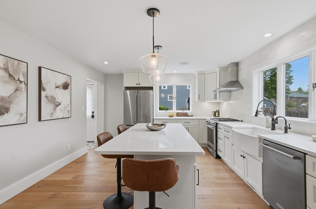 6 Everett Street — photo