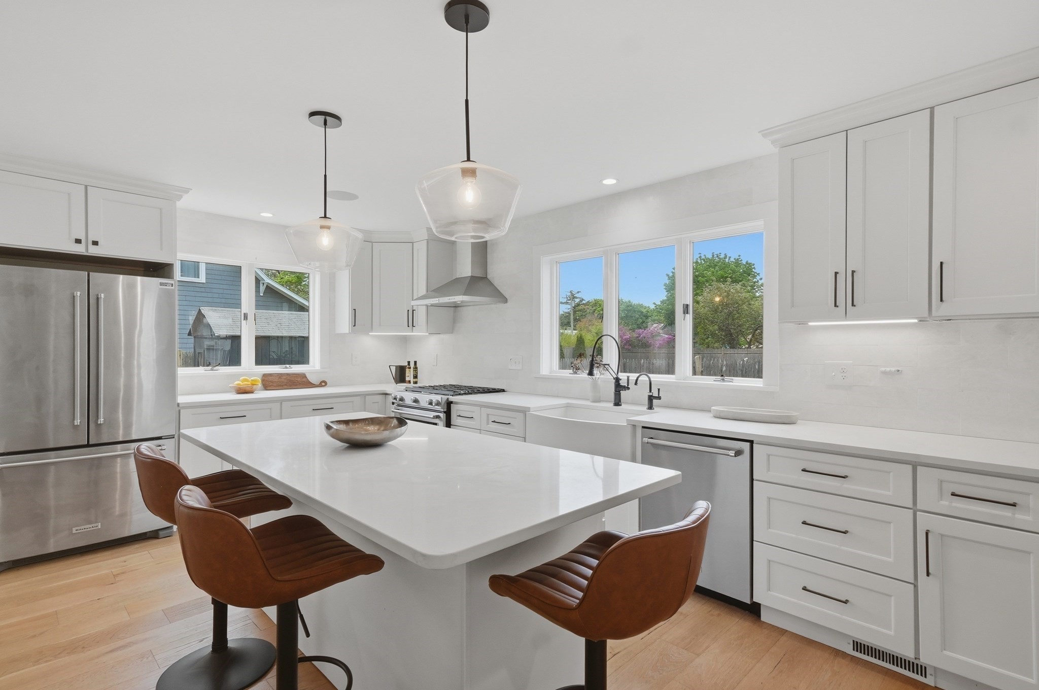 6 Everett Street, Stoneham, MA 02180 — photo 3