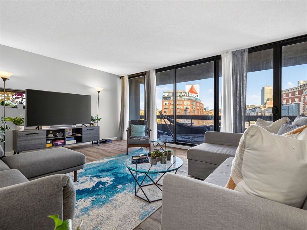 566 Commonwealth Ave #401 — photo