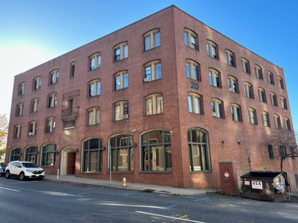 20 Maple Street, Springfield, MA 01103