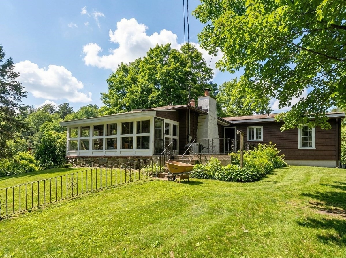 115 Kennedy Rd — photo