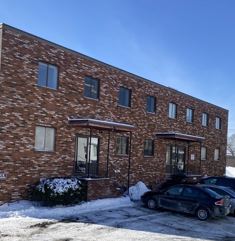 400 Hillside Av #11 — photo