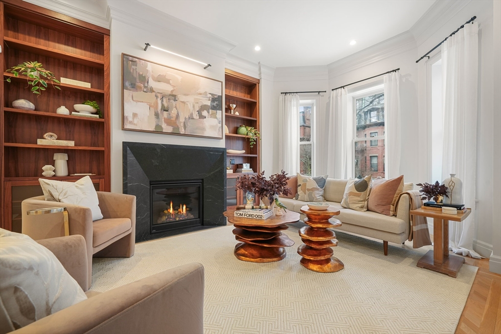 352 Marlborough St — photo