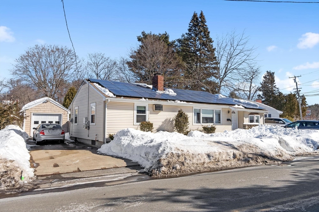 18 Dunham Road, Beverly, MA 01915