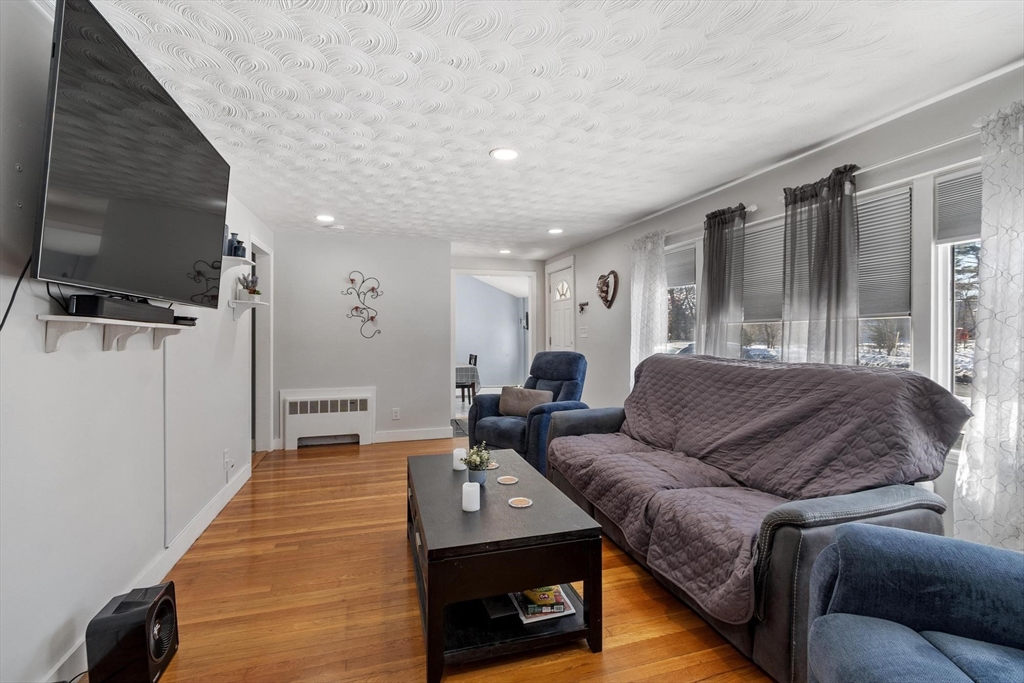 18 Dunham Road, Beverly, MA 01915 — photo 3