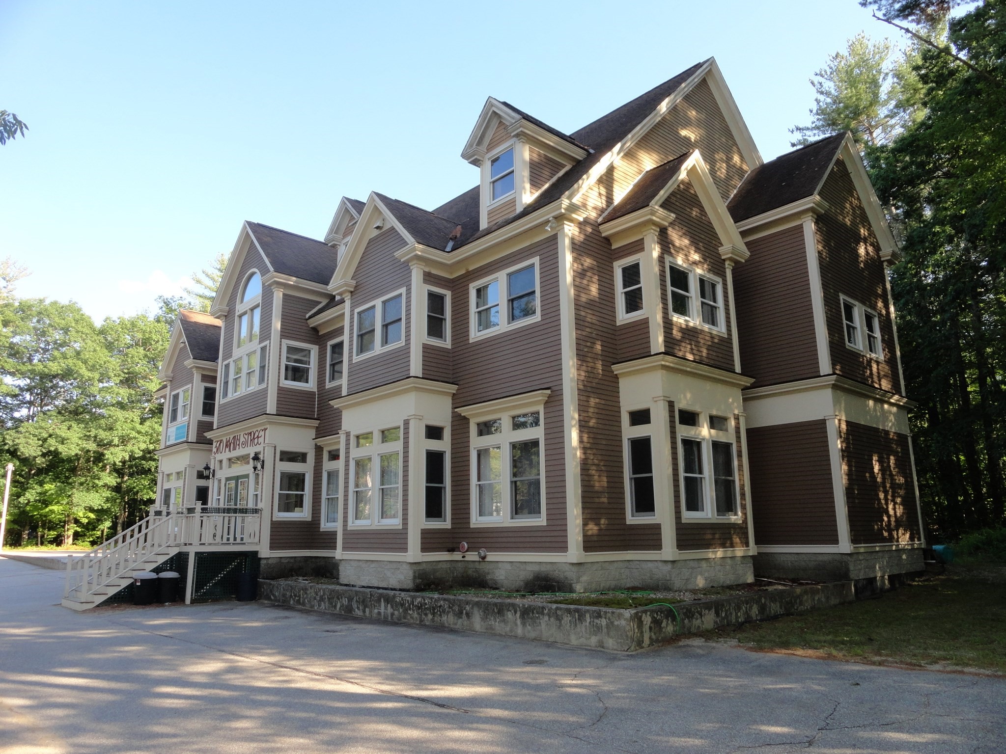 370 Main Street # 202B — photo