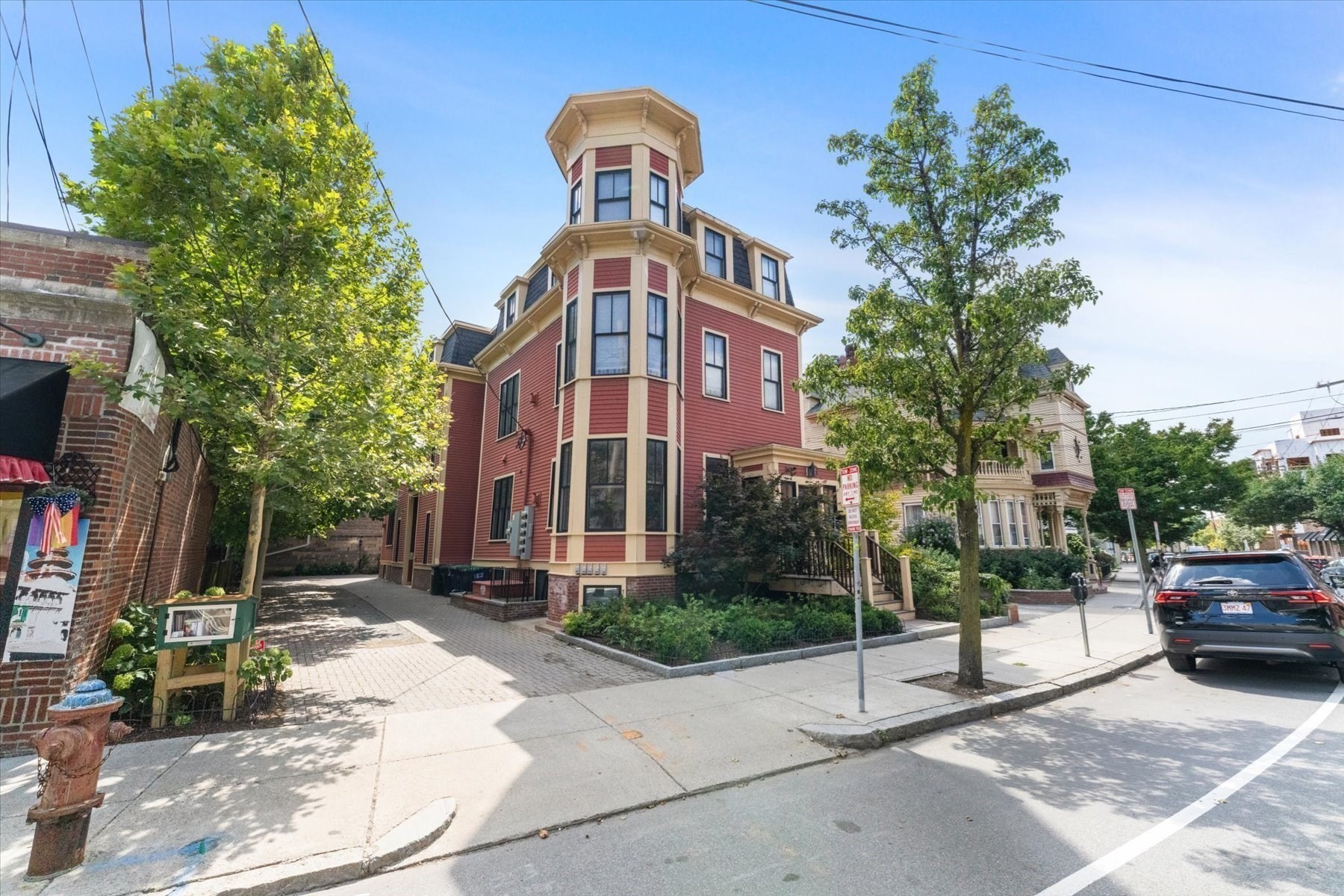 42 Bow St #5 — photo