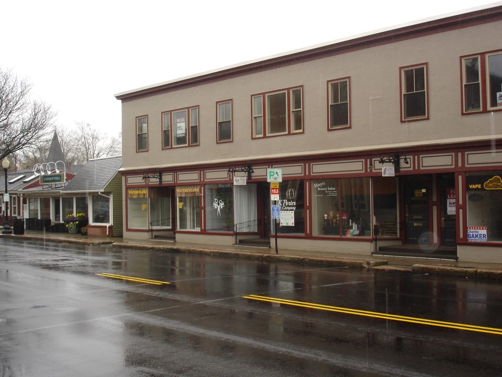 30 Main St — photo