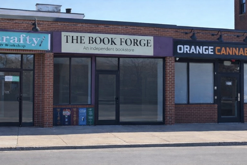 3 S Main St — photo