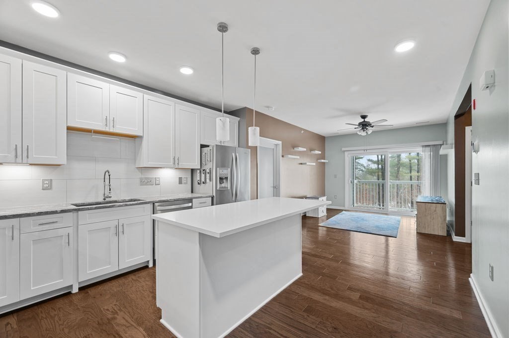 220 Martins Landing #410 — photo