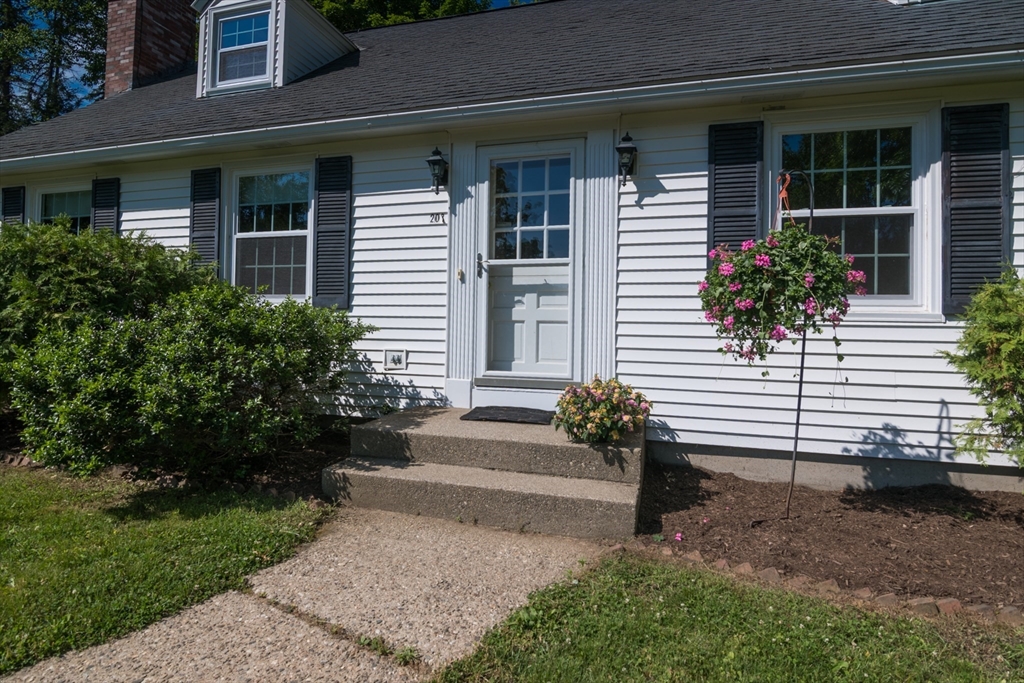 208 Rolling Ridge Road, Amherst, MA 01002 — photo 2