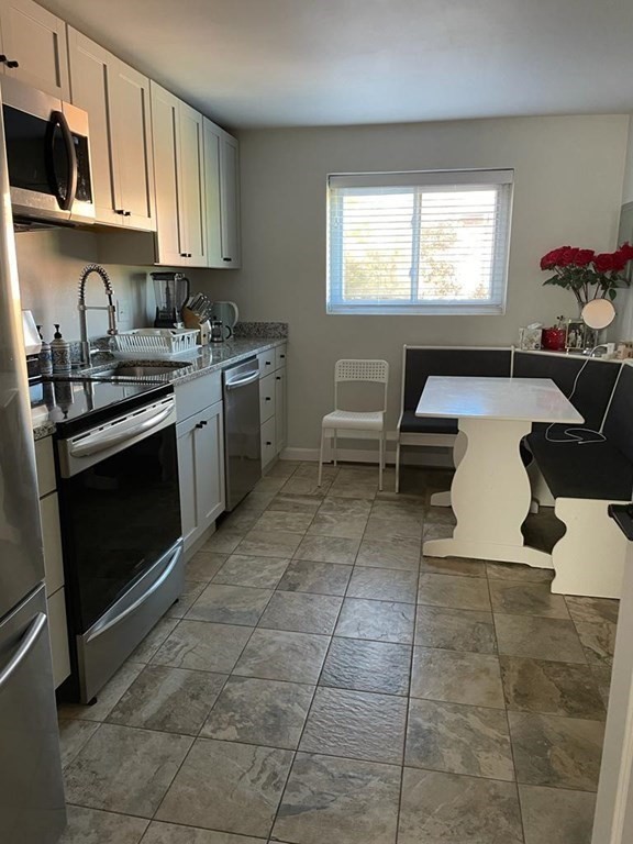 34 Bryon Road #3, Boston, MA 02467 — photo 2