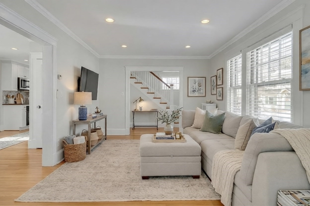 10 Dexter Road, Lexington, MA 02420 — photo 2