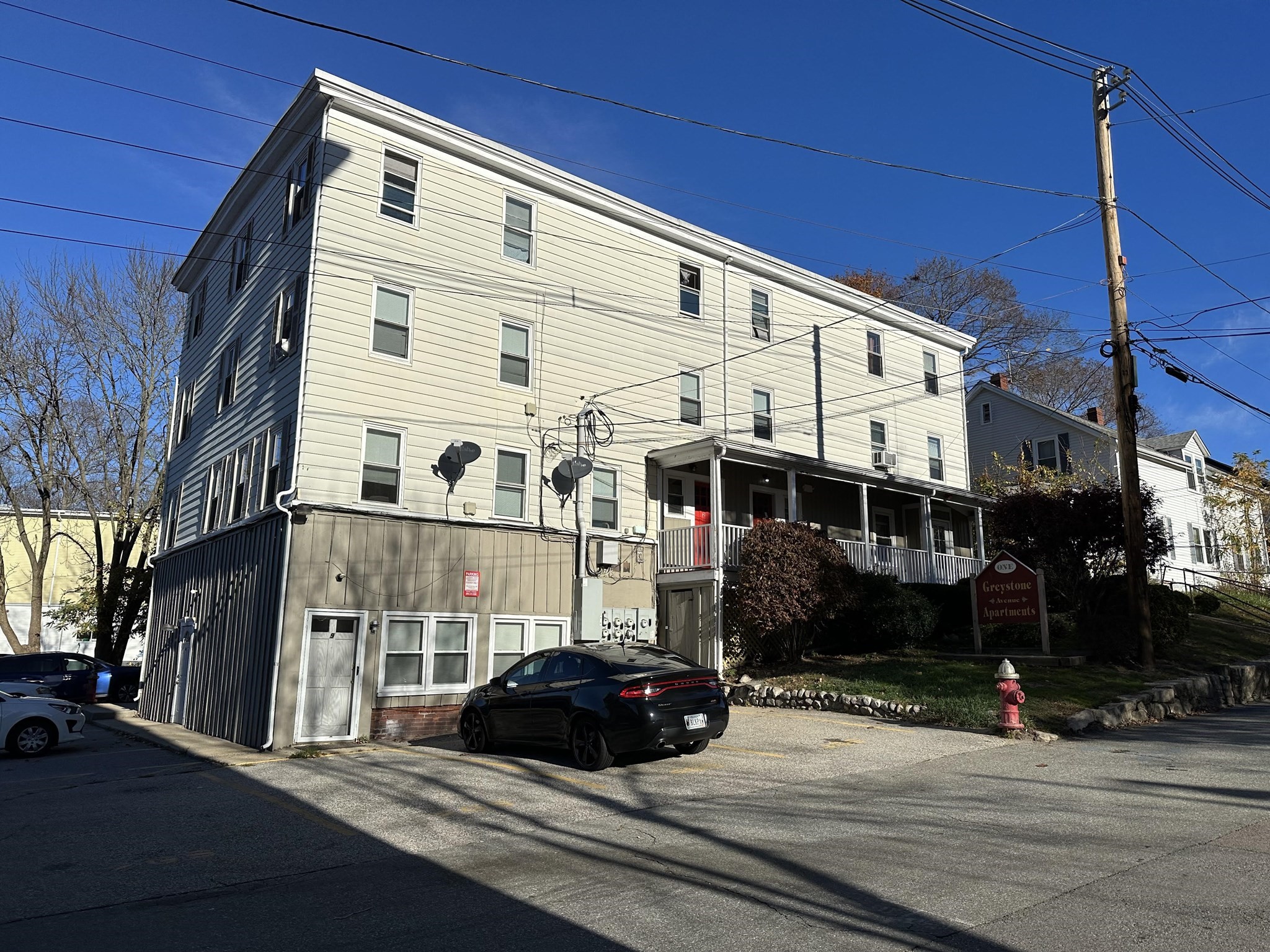 1 & 2-4 Greystone Ave — photo