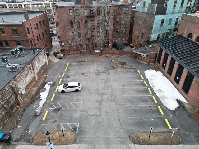 25 Webster St — photo