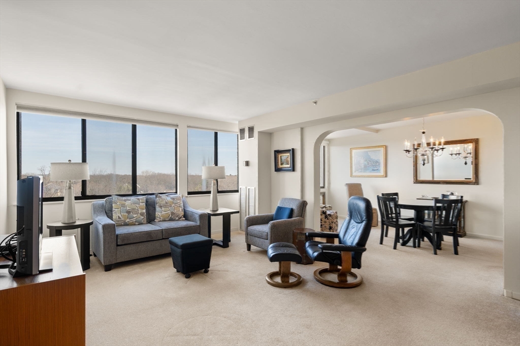 250 Hammond Pond Parkway #1111S — photo