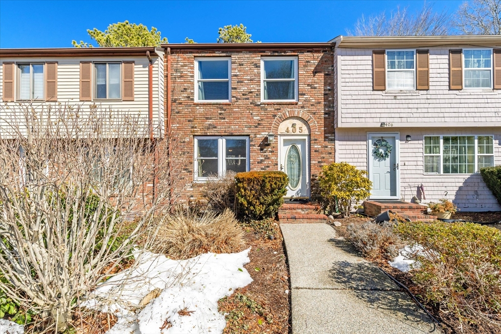 405 Village Dr # 405 — photo