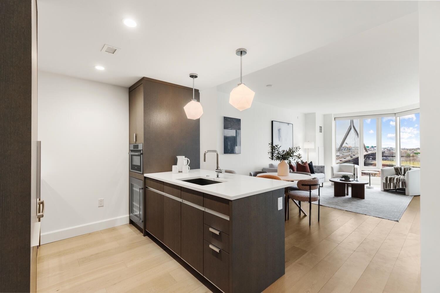 100 Lovejoy Wharf #8H — photo