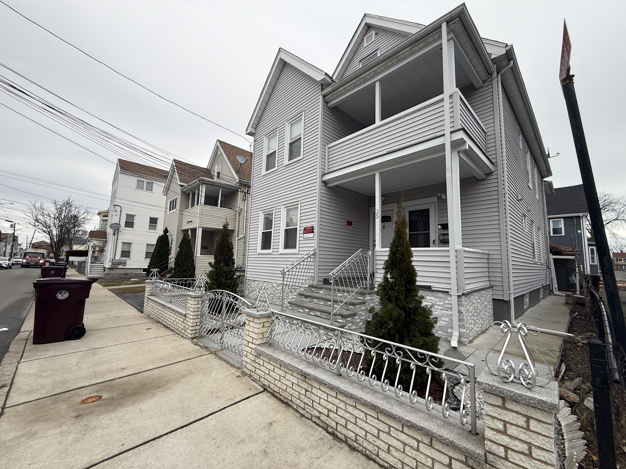 35 Highland Ave #1 — photo