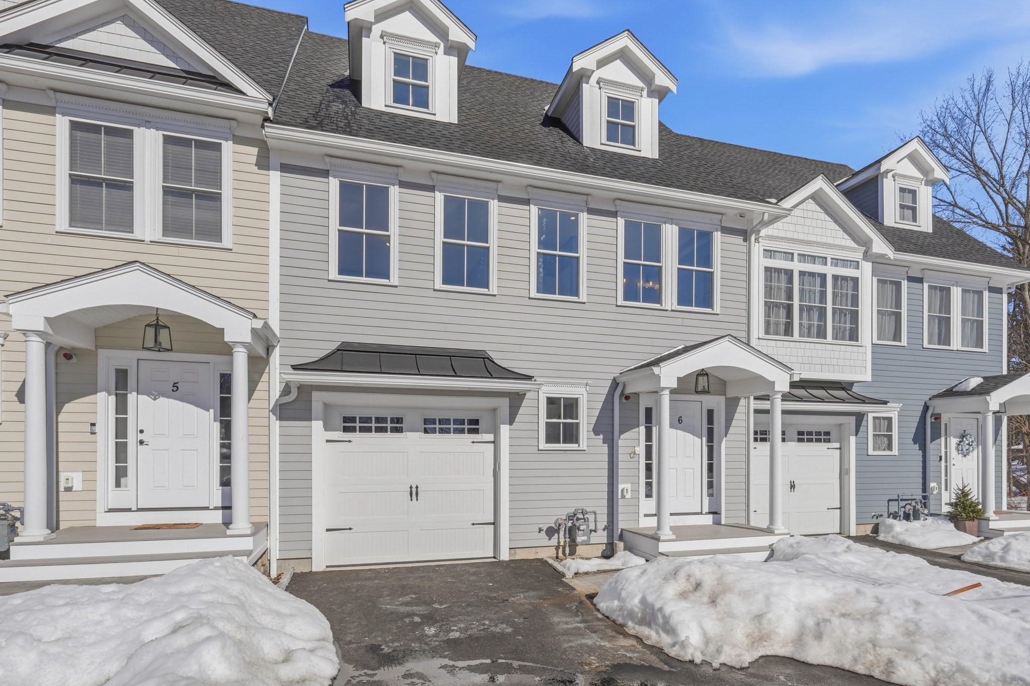 51 West Main # 6R — photo