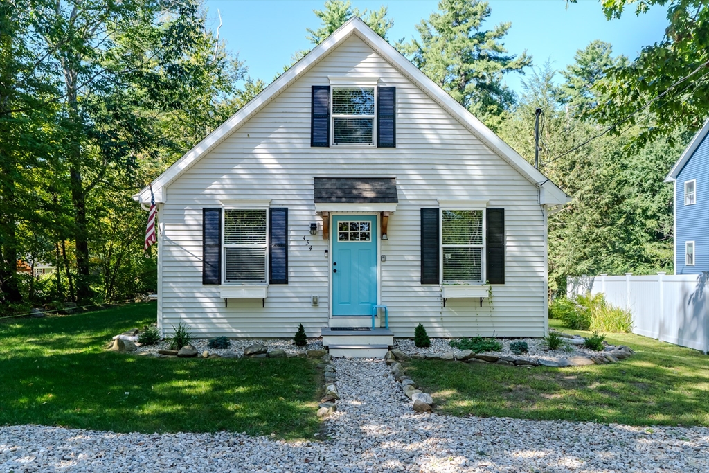 454 Pine Rd — photo