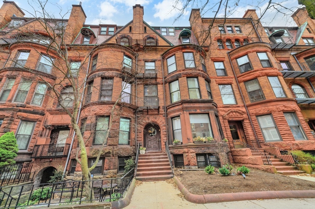 25 Bay State Road #2, Boston, MA 02215